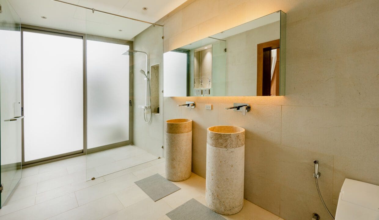 Bathroom1-1