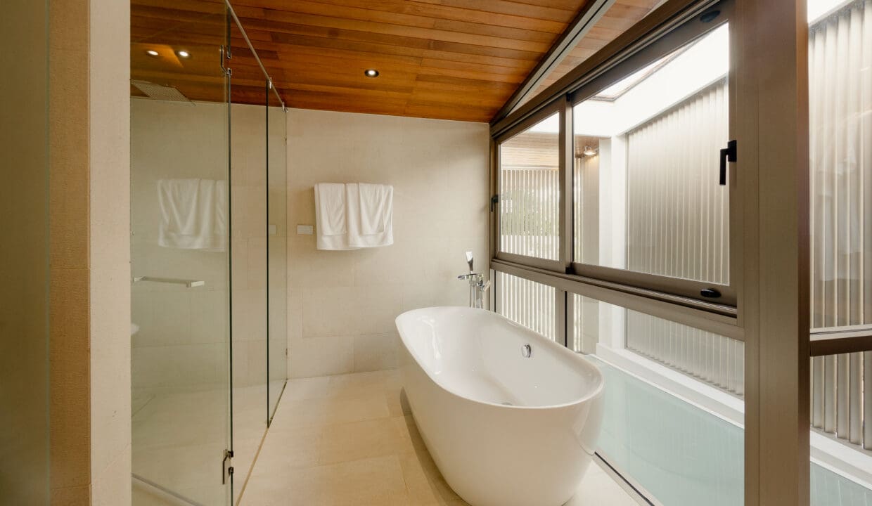 Bathroom4-2