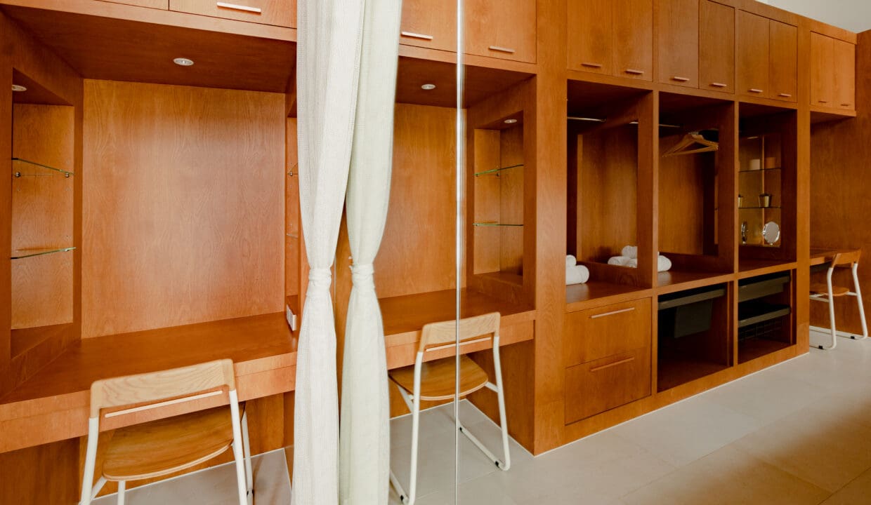 Bedroom1-3